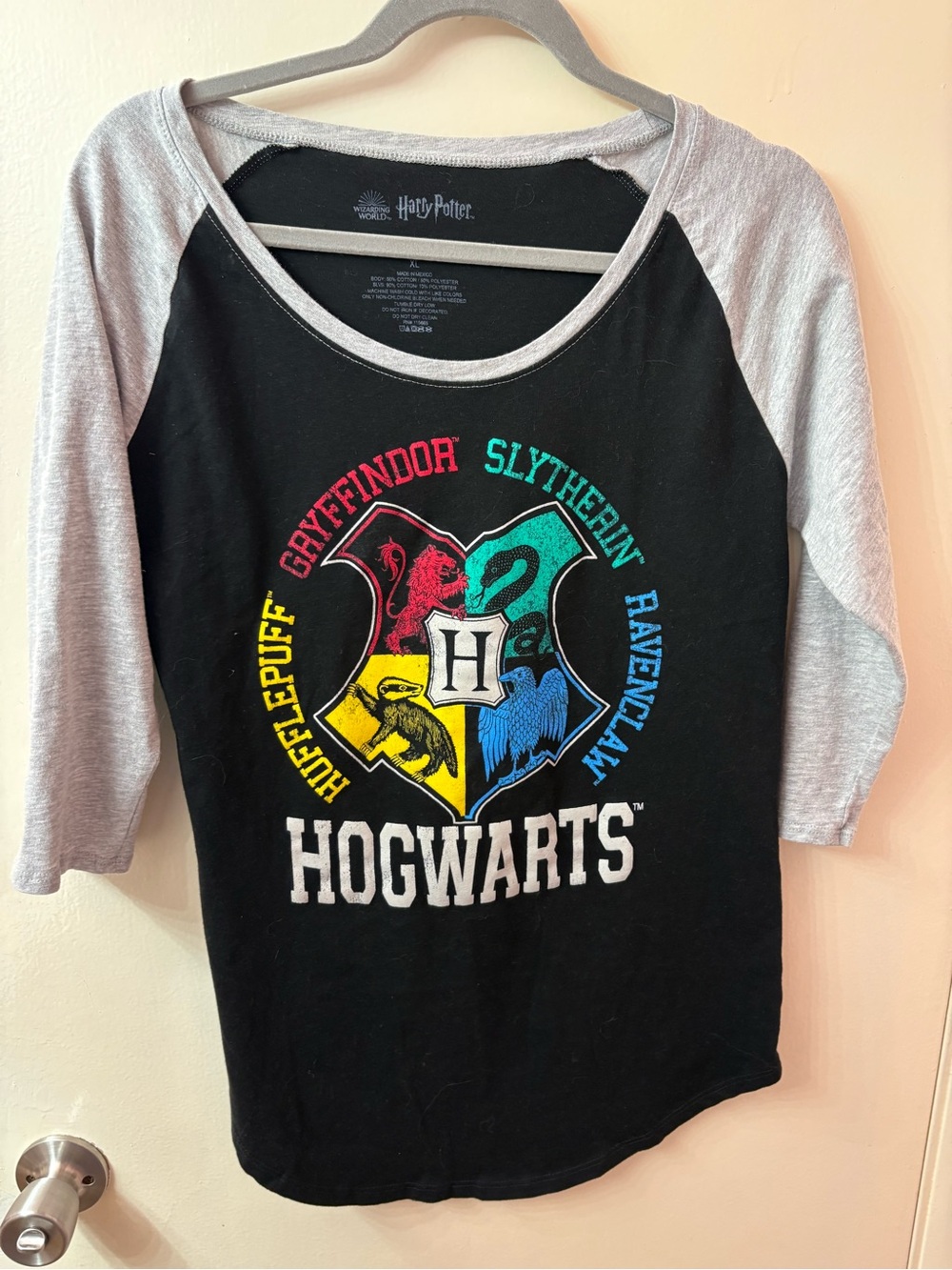 Harry Potter Hogwarts Long Sleeve Tee - Black and Gray